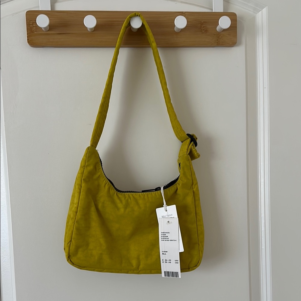 BAGGU Mini Nylon Shoulder bag NWT